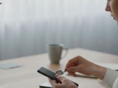 Smartfony zaczynają się robić ciekawe. Czekam aż Apple i Samsung to skopiują