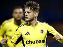 Klub reprezentanta Polski sięgnął po puchar! Prestiżowe zwycięstwo w derbach