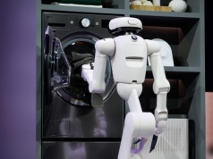 Humanoidy wchodzą do fabryk i domów: Chiny kontra USA w wyścigu robotów