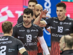 Trzy sety w starciu Resovii z Projektem! Świetna gra w końcówkach dała awans do finału