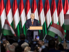 Orban gotowy do walki o kolejną kadencję. "Nie czas na eksperymenty"