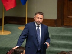 Kierwiński chciał uderzyć w prezydenta po pielgrzymce. Okazało się, że... wszystko pomieszał