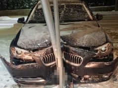 Zderzenie forda z BMW. Jeden z kierowców nie ustąpił pierwszeństwa przejazdu