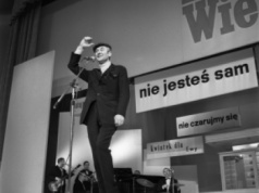 Czy jest suchy chleb dla konia? - 25 lat temu zmarł Jarema Stępowski