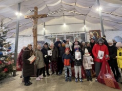 Tysiące głosów i wielkie emocje. Rozstrzygnięto Konkurs na Wieczernikową Choinkę na Jasnej Górze