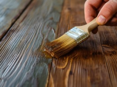 Jak bejca do drewna wpływa na wygląd i strukturę powierzchni?