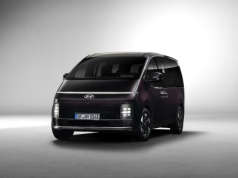 Hyundai STARIA Electric z instalacją 800V oficjalnie, a w tle majaczy nowy IONIQ 3