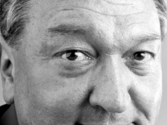 Erich von Daeniken, autor bestsellerów o "starożytnych astronautach", nie żyje