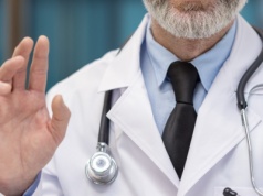 100 tys. obserwujących i fikcyjny lekarz. Demagog opisał mechanizm oszustwa