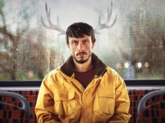 Historia stalkingu z Netflixa na deskach teatru. "Reniferek" w Teatrze Śląskim