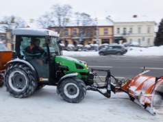 Zima nie odpuszcza w Rzeszowie. Pługi na ulicach, a nocą wielka mobilizacja służb
