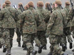 Ruszają szkolenia wojskowe dla chętnych. Można zarobić nawet ponad 6 tys. zł