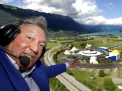 Zmarł Erich von Daeniken, autor bestsellerów o „starożytnych astronautach”