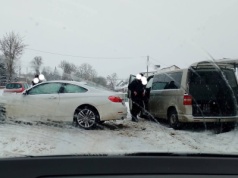 Seria kolizji w regionie. Policja z apelem o ostrożność za kierownicą