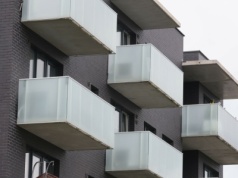 Mało kto o tym wie, a tego nie może być na balkonie. Nadzór budowlany wlepia mandaty