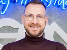 Książka sportowa jak szalik lub koszulka. Co kibice czytali w 2025 roku?