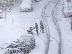 Zima nie odpuszcza. Początek tygodnia z opadami śniegu i ochłodzeniem. Termometry wskażą -20 st. C