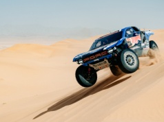 Dakar: Benavides i Ekström najszybsi. Polacy znów awansują