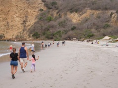 Makabryczne odkrycie w Ekwadorze. Na turystycznej plaży zawisły ludzkie głowy