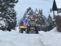 Pracowity poranek dla służb. Nagłe zatrzymanie krążenia w Stroniu