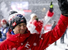 Polscy kibice pożegnali Kamila Stocha. Utytułowany skoczek wkrótce zakończy karierę