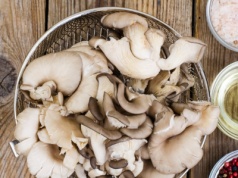 Dobre na cholesterol, nie powodują skoków cukru. Boczniaki to prawdziwy skarb, a w potrawach zachowują się jak mięso