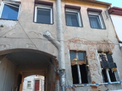 Po pożarze w Barcinie kobieta i dwie rodziny z dziećmi są bez dachu nad głową