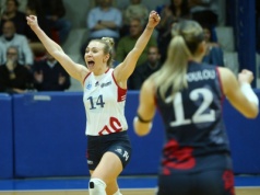 Kowalewska zadebiutowała w nowym klubie. Zespół Lampkowskiej nadal niepokonany