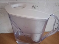 Syf i zielony osad znikają w pół godziny. Na dzbanek filtrujący działa lepiej niż odkamieniacz