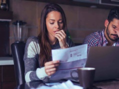 Samorządy również podwyższają podatki. Niektórym się upiecze