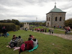 Na tej górze miały odbywać się sabaty czarownic. Dziś przyjeżdżają tu pielgrzymi