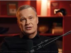 Życie pomiędzy skrajnościami. "Trudniej pozostawać w relacjach romantycznych"