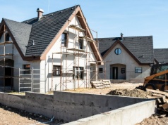 Polacy mają 14 dni na zgłoszenie. W innym wypadku podczas kontroli nawet 5 tys. zł kary