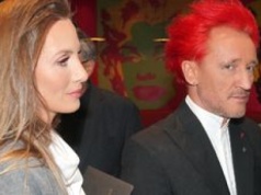 Żona Michała Wiśniewskiego odpiera krytykę internautów. "Można? Można"