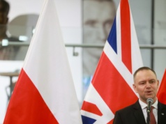 Prezydent Nawrocki wręczył odznaczenia państwowe przedstawicielom środowisk polonijnych