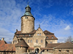 Zimą wygląda jak z bajki. Ferie to idealny czas na wizytę