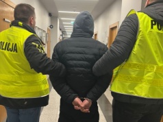 Złodziejska seria zakończona zatrzymaniem. Trzech obcokrajowców w rękach policjantów