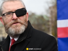 Tak Grzegorz Braun gra na dwa fronty. "Dopiero wtedy zacznie mówić innym głosem"