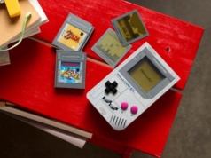 Zestaw LEGO dla fanów klasyki. Game Boy z 421 elementami za 217 zł zamiast 269 zł