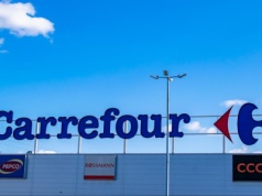 Carrefour tnie etaty i zamyka sklepy. Nawet 250 osób bez pracy