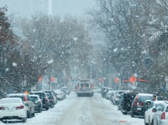 Zima 2026 zaskoczyła. Oblodzone chodniki, upadki - kto za to odpowie?