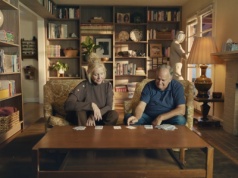 Robot, który uczy się z YouTube’a. NEO zyskuje „cyfrową wyobraźnię”