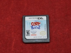 Wśród trzech najlepiej ocenianych gier na Metacriticu jest jeden niespodziewany gość. To efekt żartów graczy sprzed dekady