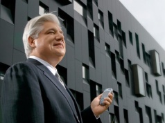 Byli potęgą, która lekceważyła Jobsa i iPhone'a. Jeden błąd sprawił, że upadli. Apple może podzielić ten sam los