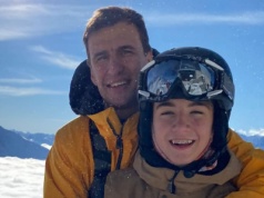 Jarosław Bieniuk złożył życzenia synowi. Kadr z Przybylską chwyta za serce