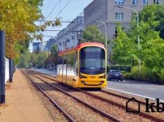 49 przystanków i ponad 60 minut jazdy. To najdłuższa linia tramwajowa w stolicy