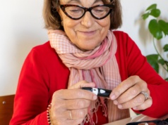 215 zł co miesiąc bez względu na dochód. Należą się milionom przy tej chorobie