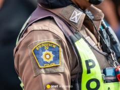 Katastrofa kolejowa w Tajlandii. Dźwig spadł na jeden z wagonów. Są ofiary