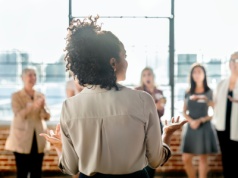 Młodzi Warszawiacy przejdą Trening Inteligencji Emocjonalnej. Co im to da?