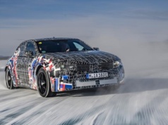 Len zamiast karbonu, prąd zamiast benzyny. Tak zmieni się BMW M3